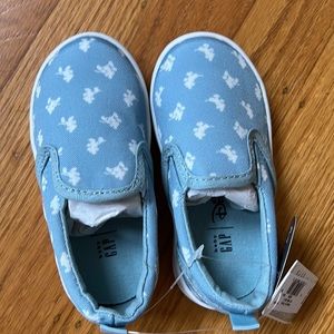 NWT GAP Mickey Mouse Slip on Shoes Size 6 and 8!